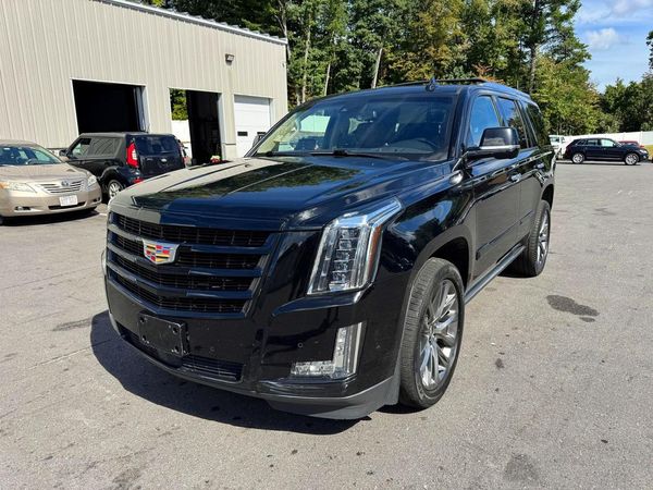 2019 CADILLAC ESCALADE