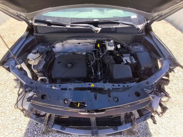 2021 CHEVROLET TRAILBLAZE RS — Engine bay
