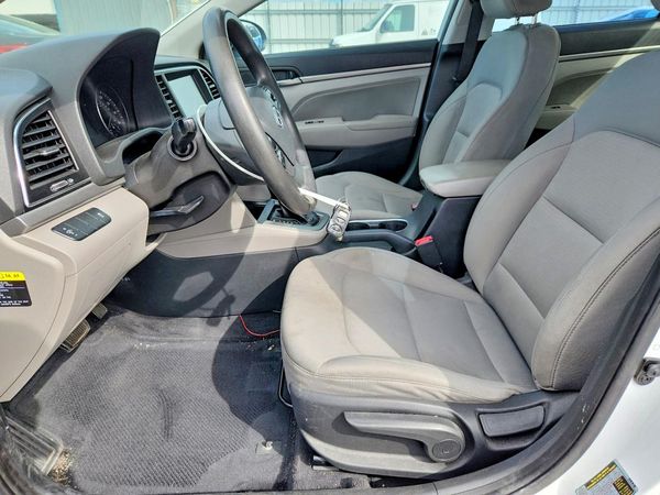 2017 HYUNDAI ELANTRA — DENT