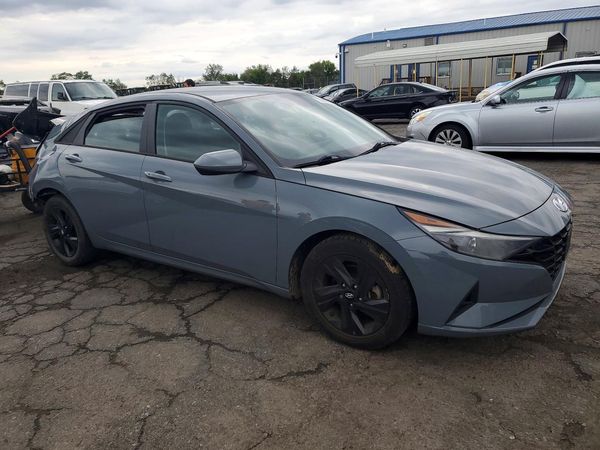 2022 HYUNDAI ELANTRA SEL — Passenger 3/4