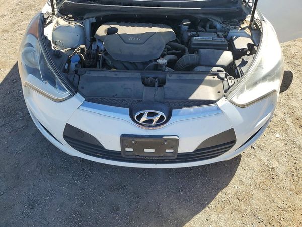 2015 HYUNDAI VELOSTER GLS(Middle) — Engine bay