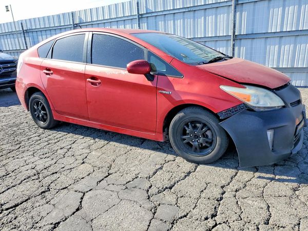 2012 TOYOTA PRIUS — Passenger 3/4