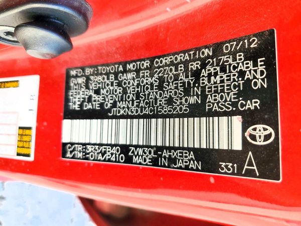 2012 TOYOTA PRIUS — VINS