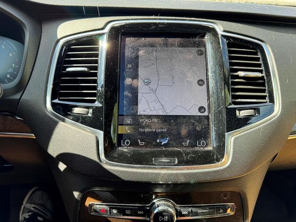 2016 VOLVO XC90 SV42 Momentum