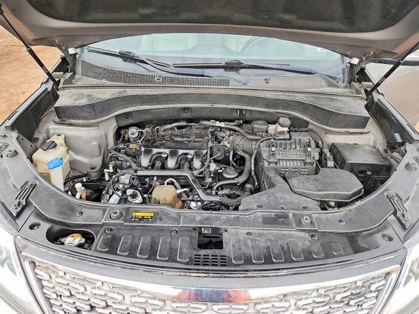 2015 KIA SORENTO TOP — Engine bay