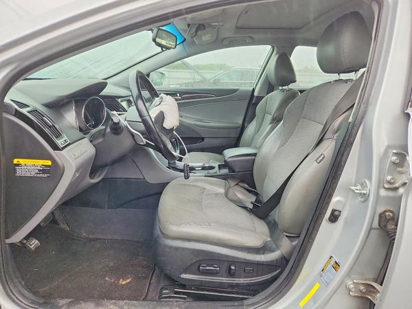 2014 HYUNDAI SONATA — DENT