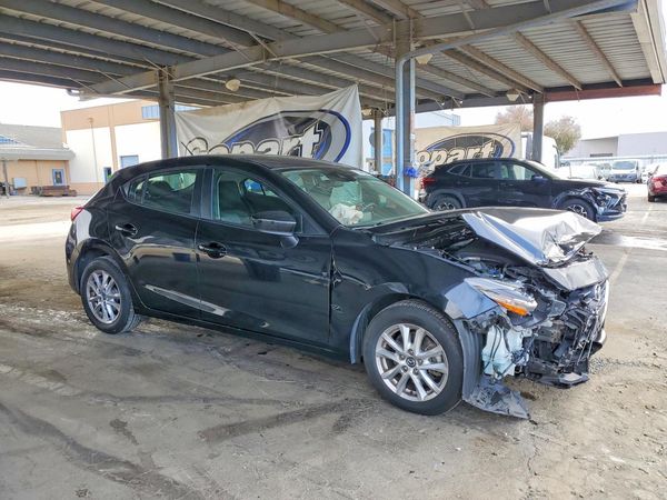 2018 MAZDA 3 Sport — Passenger 3/4
