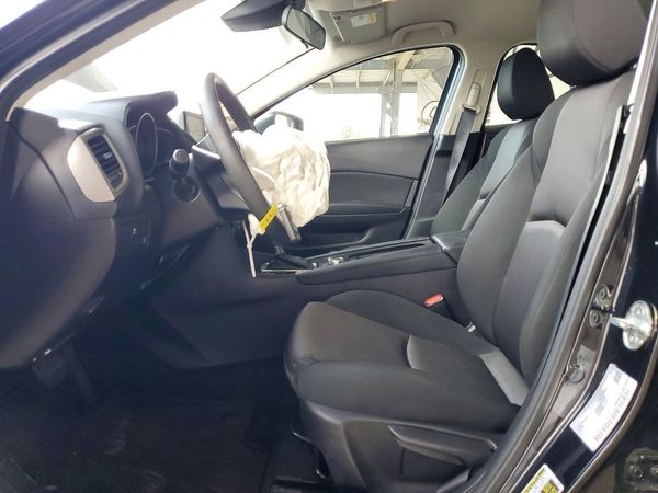 2018 MAZDA 3 Sport — DENT