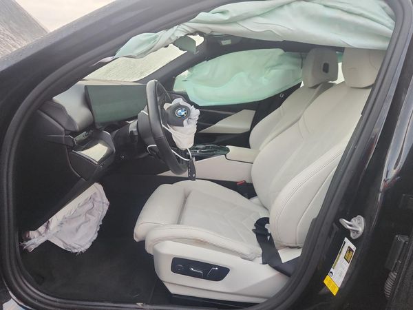 2024 BMW 5 SERIES — DENT