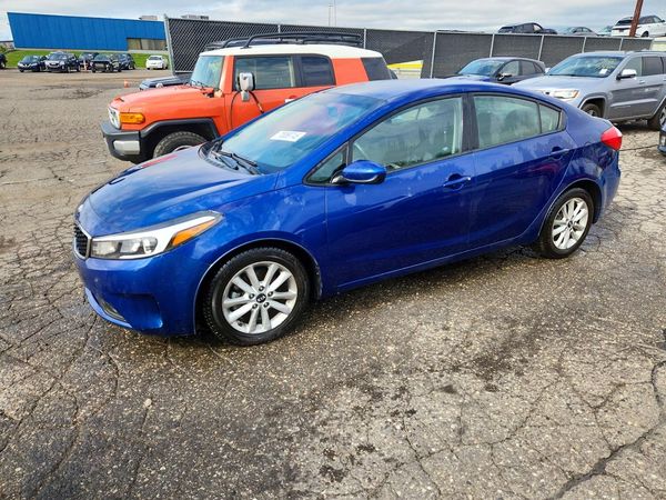 2017 KIA FORTE — DSFA — Front 3/4