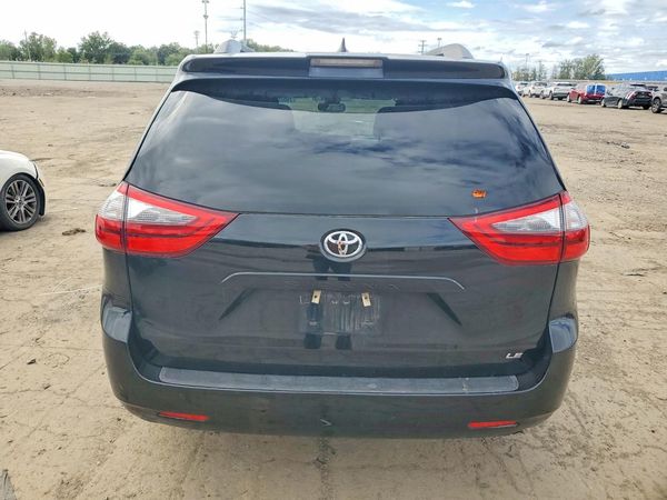 2020 TOYOTA SIENNA E grade — DIRR