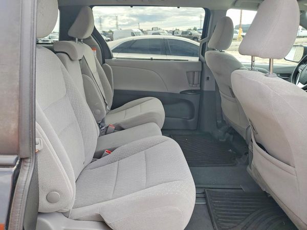 2020 TOYOTA SIENNA E grade — PSRS
