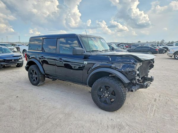 2025 FORD BRONCO Big Bend — Passenger 3/4