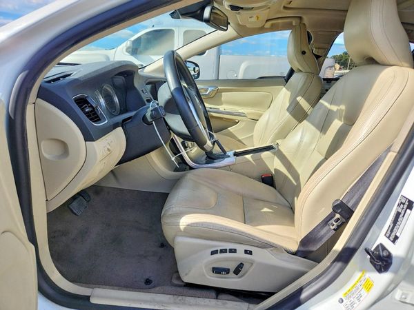 2013 VOLVO S60 — DENT