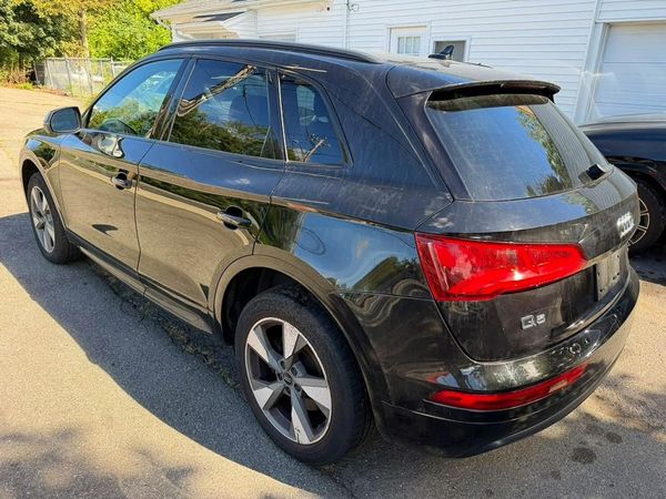2020 AUDI Q5 quattro Premium