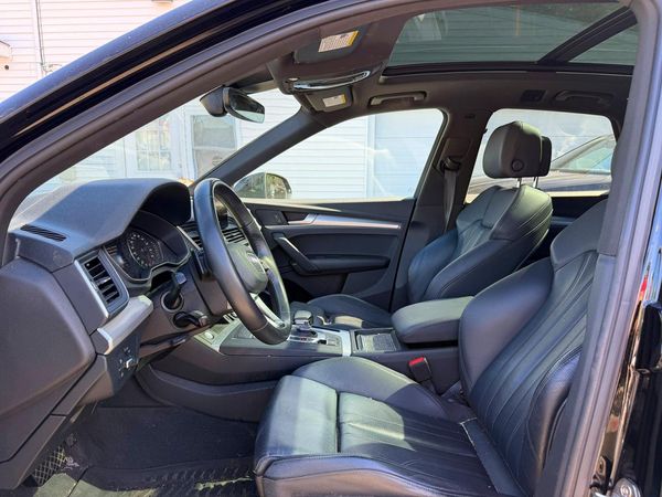 2020 AUDI Q5 quattro Premium