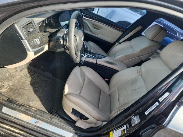 2013 BMW 5 SERIES — DENT
