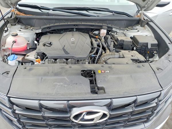 2024 HYUNDAI TUCSON — Engine bay