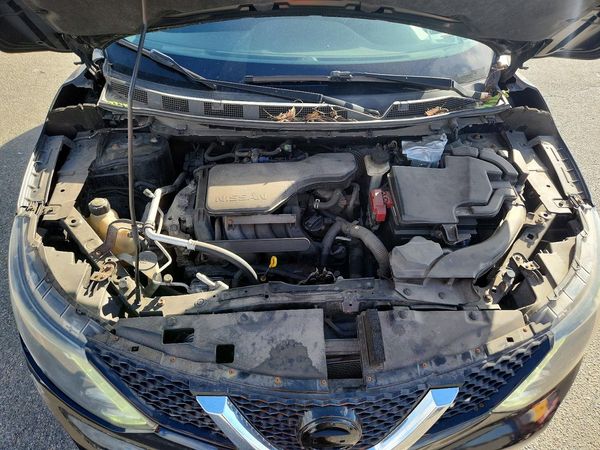 2018 NISSAN ROGUE SPORT — Engine bay
