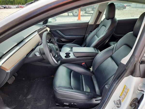 2021 TESLA MODEL 3 — DENT