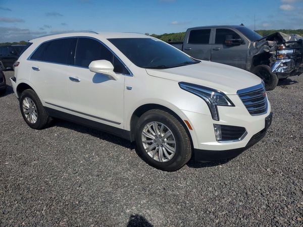 2019 CADILLAC XT5 — Passenger 3/4