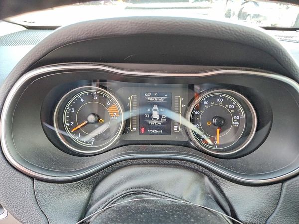 2019 JEEP CHEROKEE Latitude Plus — ODOM