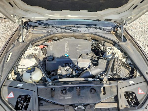 2014 BMW 528 — Engine bay