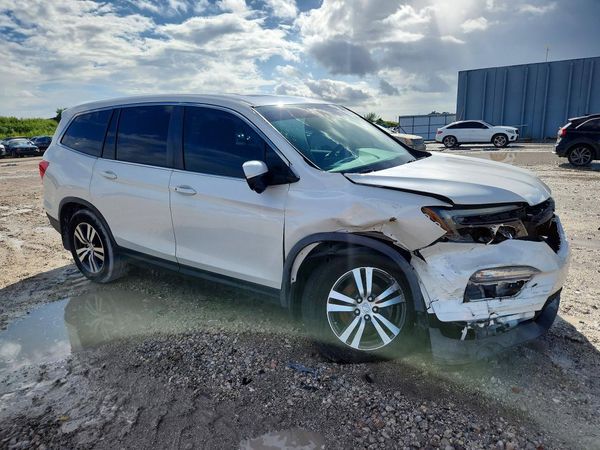 2017 HONDA PILOT EXL SENSING — Passenger 3/4