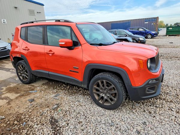 2016 JEEP RENEGADE — Passenger 3/4