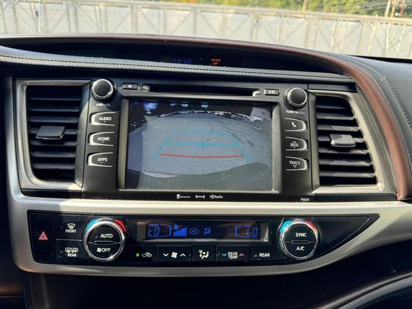 2017 TOYOTA HIGHLANDER LE/LE Plus