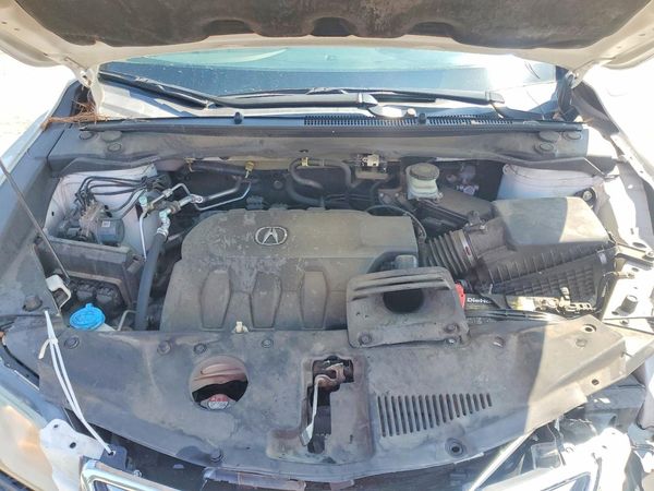 2015 ACURA RDX — Engine bay