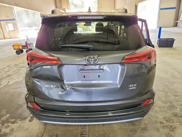 2018 TOYOTA RAV4 XLE Adventure/XLE — DIRR