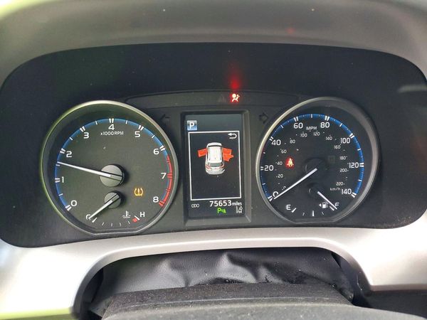 2018 TOYOTA RAV4 XLE Adventure/XLE — ODOM