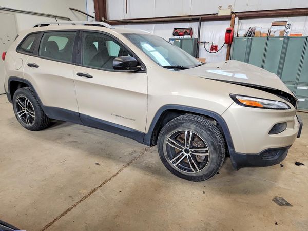 2015 JEEP CHEROKEE Sport — Passenger 3/4