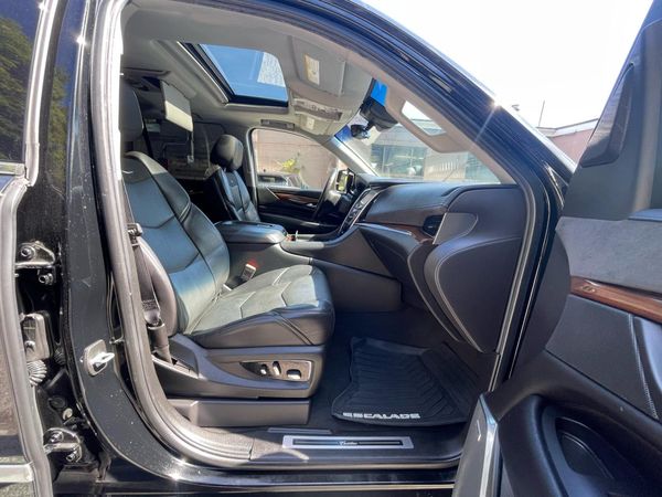 2019 CADILLAC ESCALADE Premium Luxury