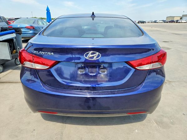 2013 HYUNDAI ELANTRA — DIRR