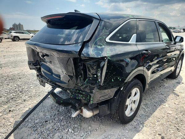 2025 KIA SORENTO