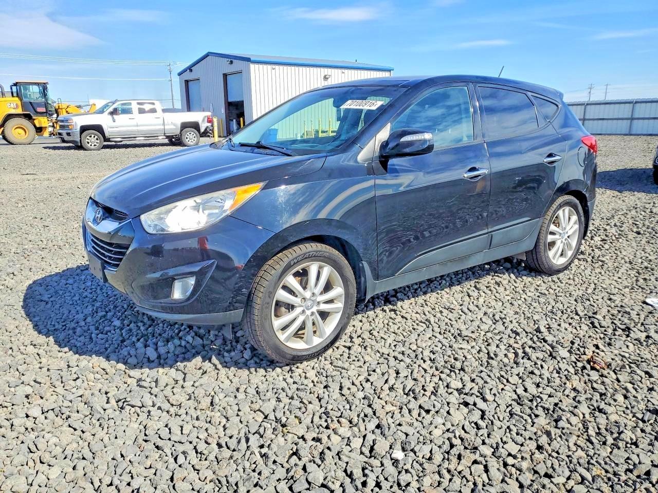 2013 HYUNDAI TUCSON — Front 3/4