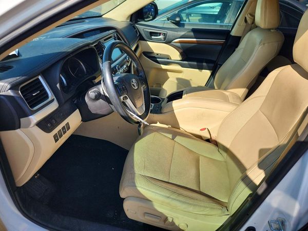 2018 TOYOTA HIGHLANDER Ltd/Ltd Platinum — DENT
