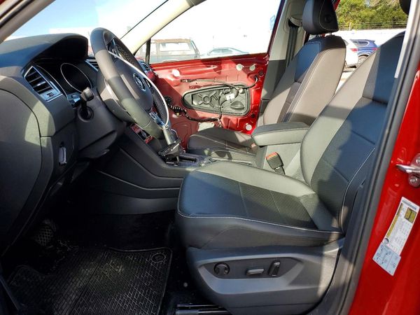 2021 VOLKSWAGEN TIGUAN — DENT