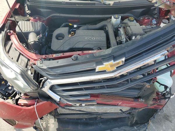 2020 CHEVROLET EQUINOX LT (1LT) — Engine bay