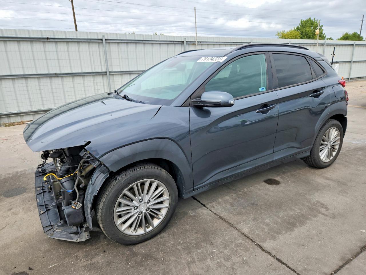 2020 HYUNDAI KONA SEL Plus — Front 3/4