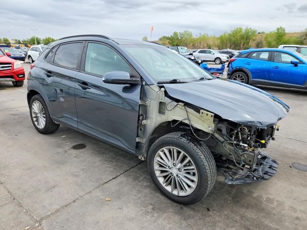 2020 HYUNDAI KONA SEL Plus — Passenger 3/4