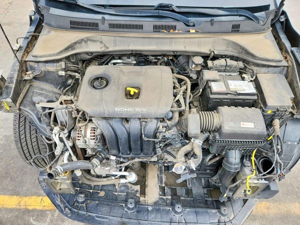 2020 HYUNDAI KONA SEL Plus — Engine bay