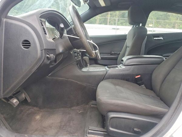 2012 DODGE CHARGER SE — DENT