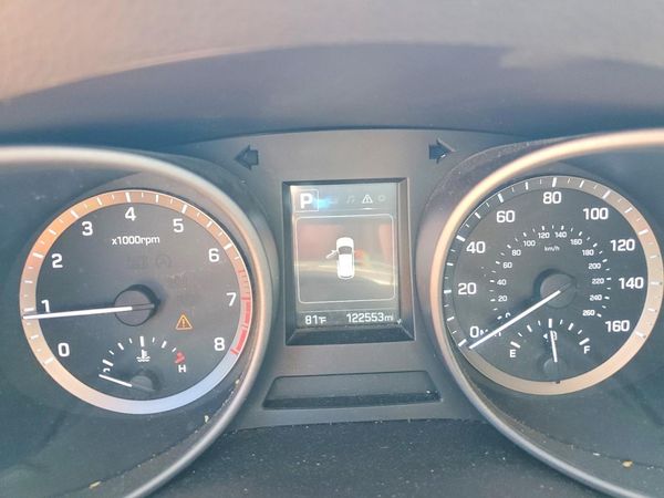 2017 HYUNDAI SANTA FE Base — ODOM