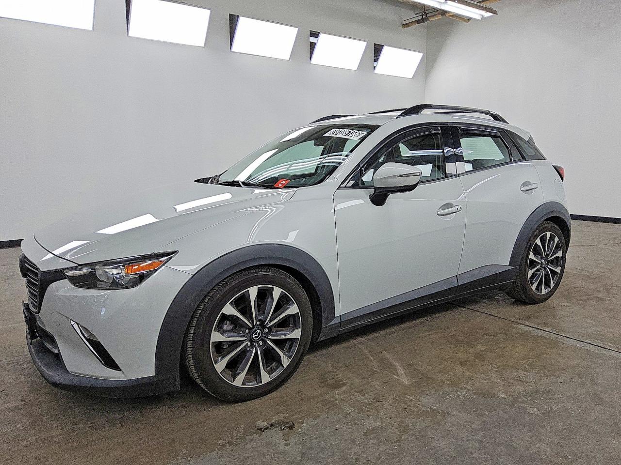 2019 MAZDA CX-3 Touring — Front 3/4