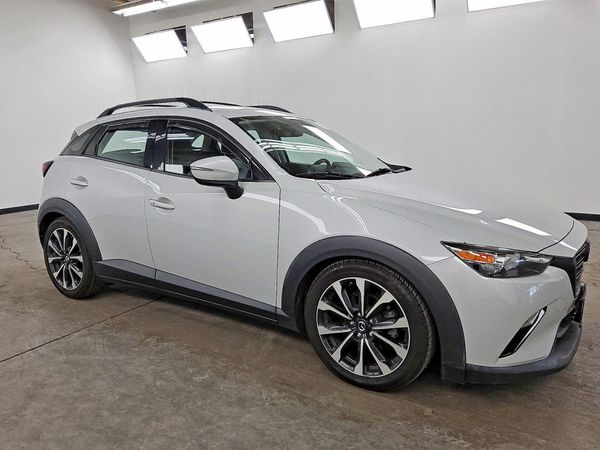 2019 MAZDA CX-3 Touring — Passenger 3/4
