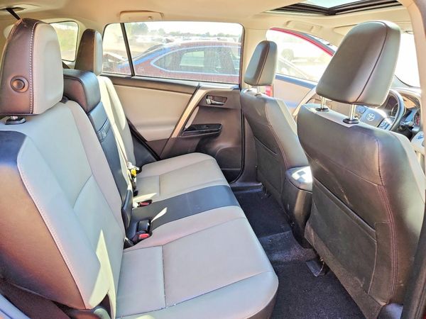 2018 TOYOTA RAV4 Ltd — PSRS