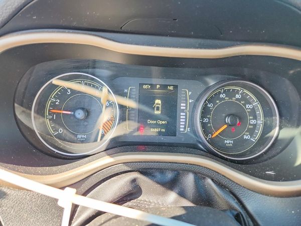 2015 JEEP CHEROKEE Latitude — ODOM